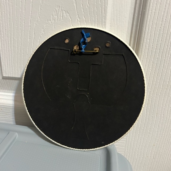 Wall Pin - Picture 2 of 2